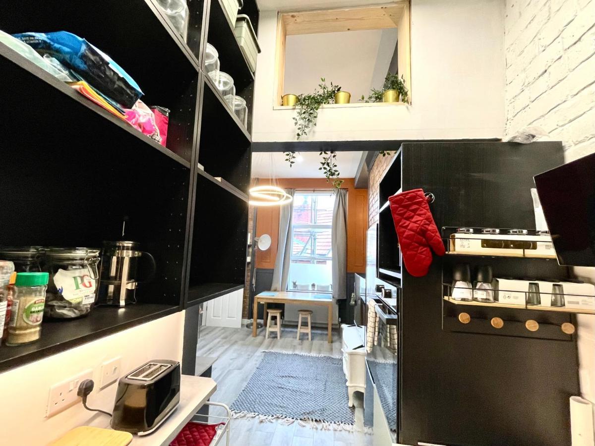 Adeamstays Provides Beautiful Centrally Located 1 And 2 Bed Apartments On Liverpools Boulevard Dış mekan fotoğraf