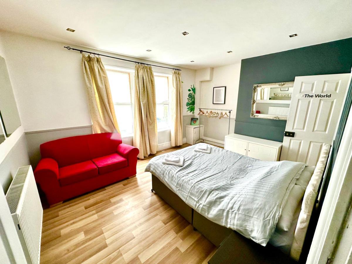 Adeamstays Provides Beautiful Centrally Located 1 And 2 Bed Apartments On Liverpools Boulevard Dış mekan fotoğraf
